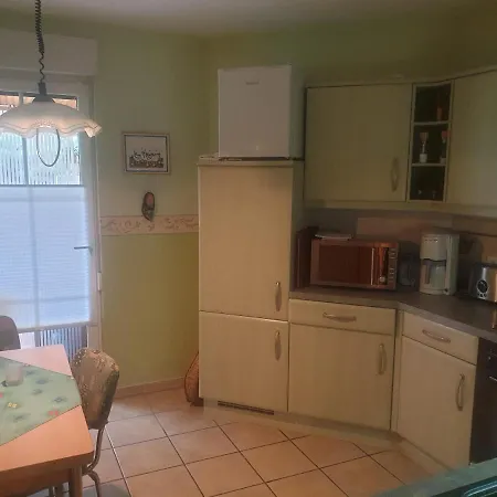Lägenhet Grahls- Ferienapartement Feldberger Seenlandschaft